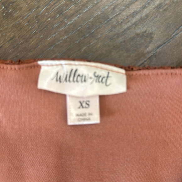 Willow root xs burnt orange flowy top - Picture 2 of 5